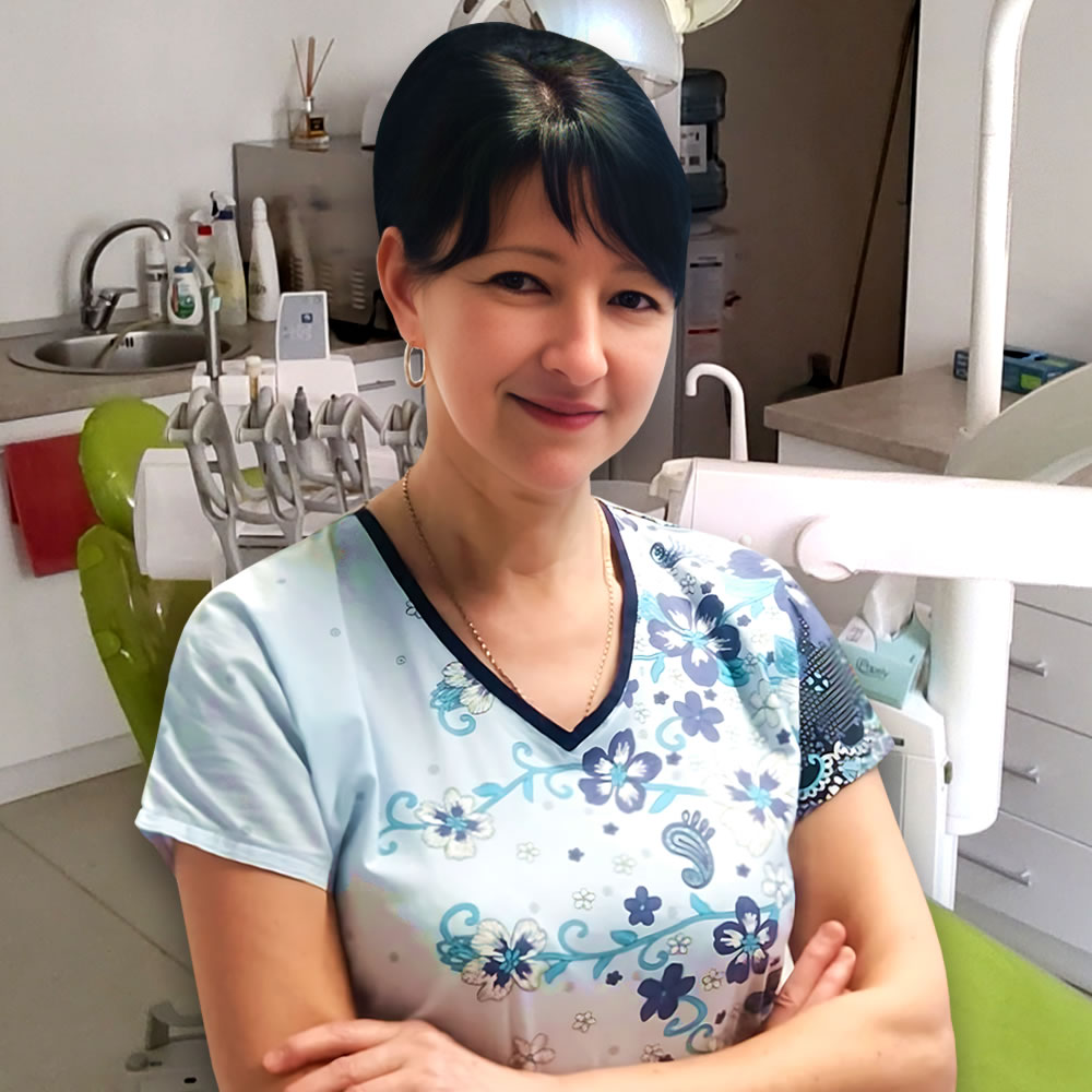 asist. ioana lazar dentist pitesti