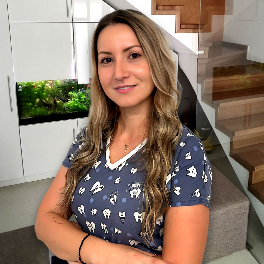 asist. mihaela picui dentist pitesti